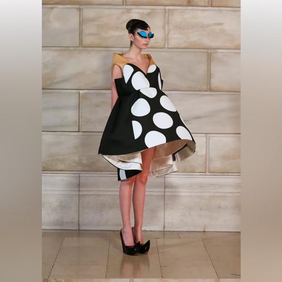 VTG 1960s-1970s Vera Neumann Polka Dot Scarf COLLECTIBLE & LIKE NEW CONDITION - Picture 2 of 6